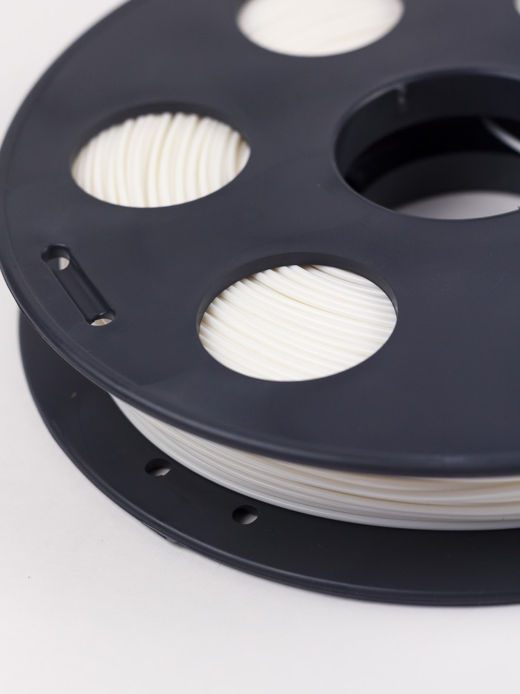 Белый PLA пластик Bestfilament для 3D-принтеров 0,5 кг (1,75 мм)