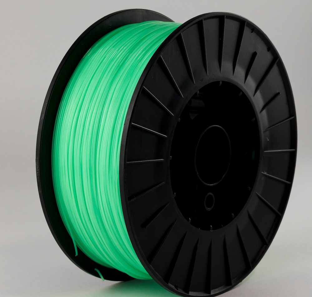 Салатовый PETG пластик Bestfilament для 3D-принтеров 2,5 кг (1,75 мм)