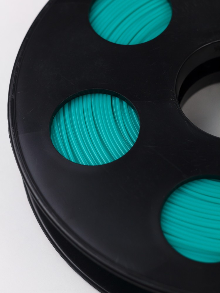 Изумрудный PLA пластик Bestfilament для 3D-принтеров 0.5 кг (1,75 мм)